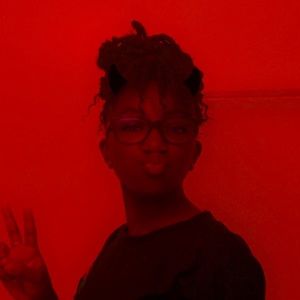 Meet your Posher, Makayla